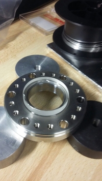 Substrate put on top of the indium sealing ring